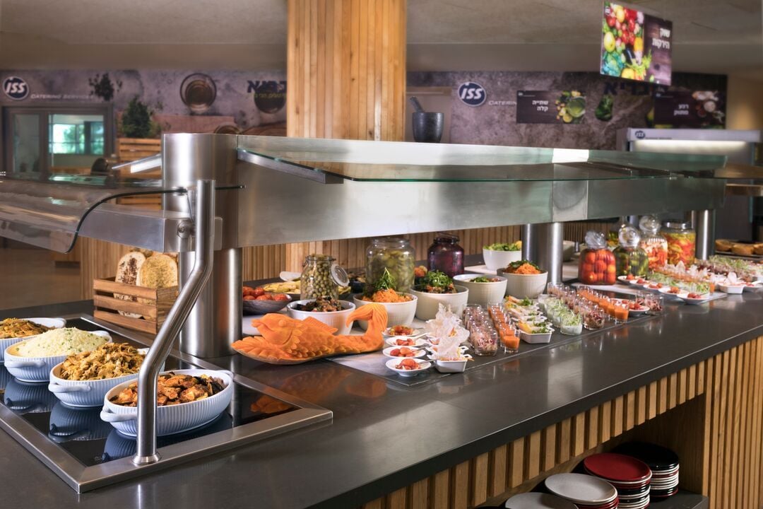 Web_Desktop-Isreal_FoodServices_CounterDisplays_2019_01